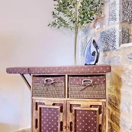 度假居 Crown House In 阿里奥波利斯