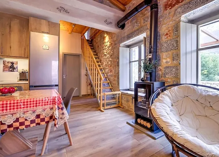 Crown House In Casa vacanze *