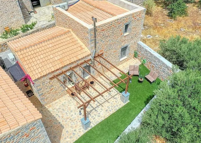 Casa vacanze Crown House In *